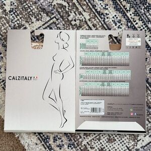 Two Calzitaly woman’s